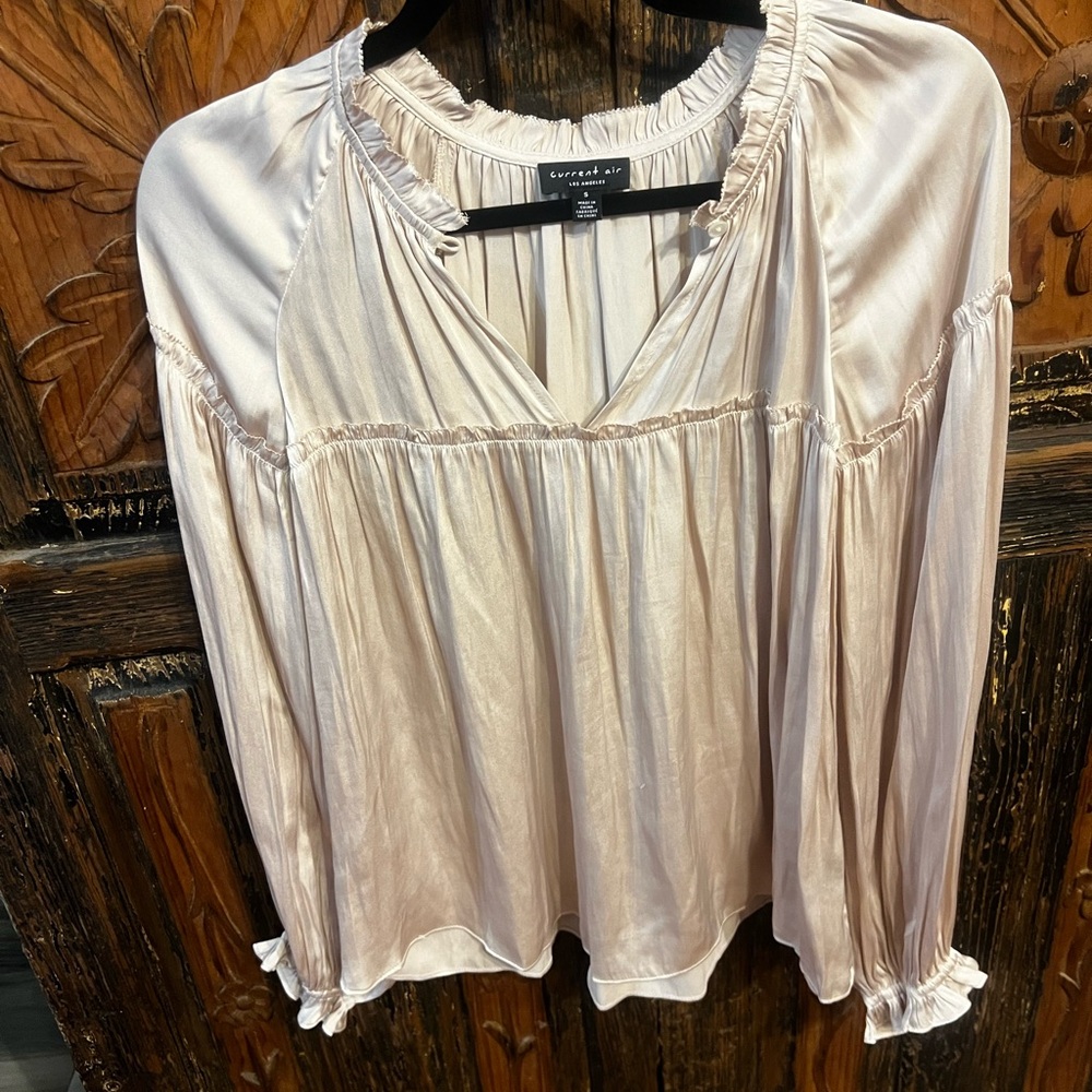 Current Air Light gray Blouse with Ruffle Accents